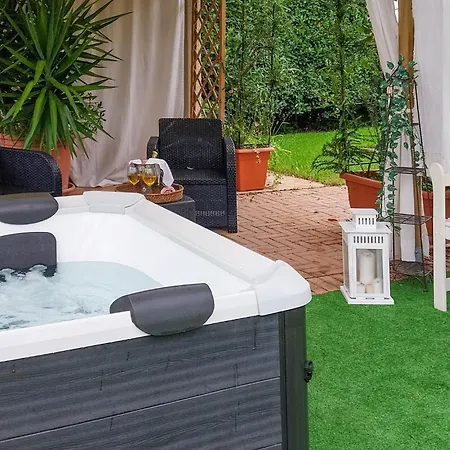 3 Bedroom Stunning In *